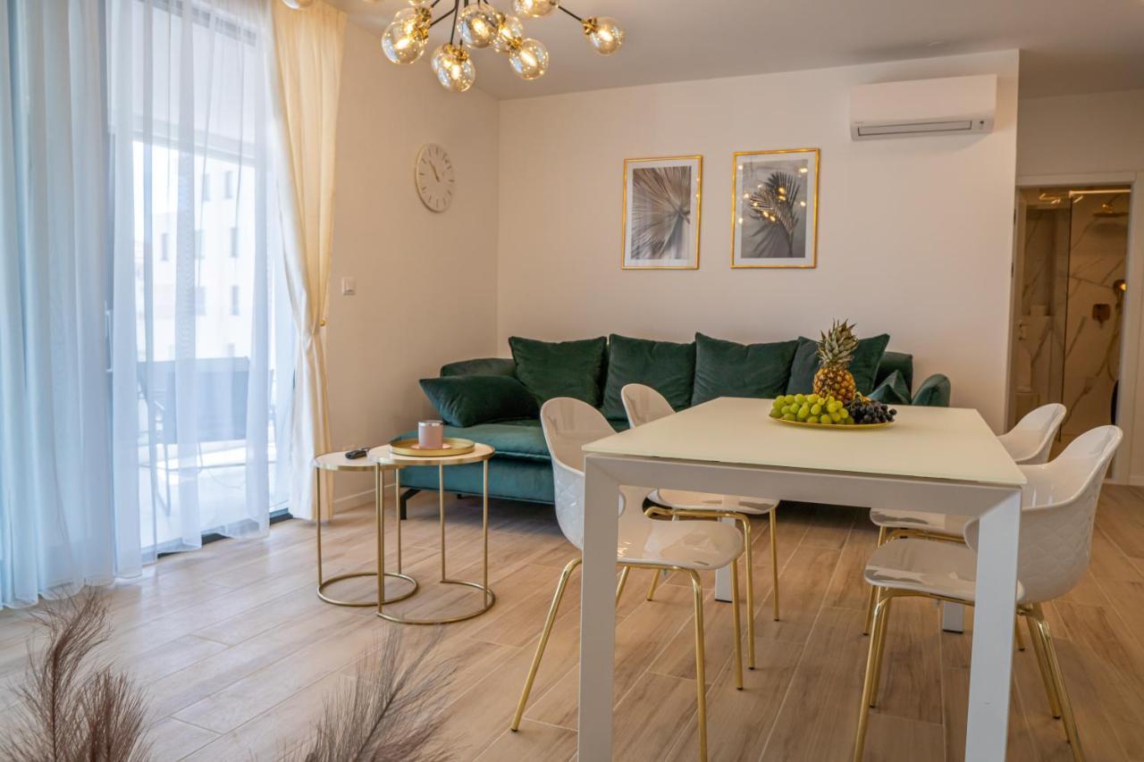 Golden Luxury Apartment Сплит Екстериор снимка