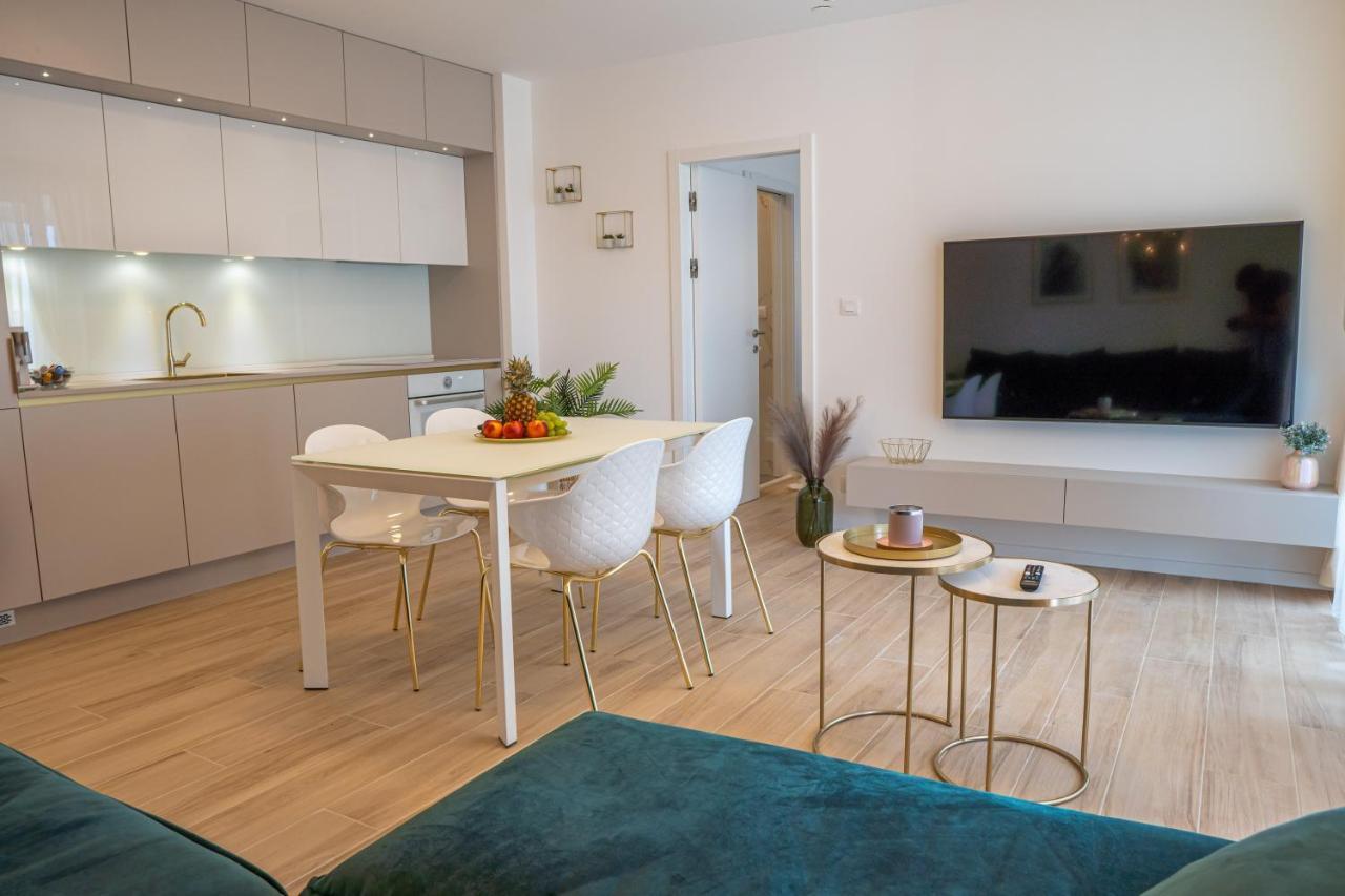 Golden Luxury Apartment Сплит Екстериор снимка