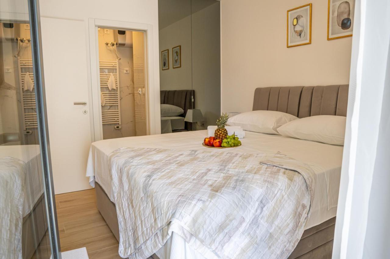 Golden Luxury Apartment Сплит Екстериор снимка