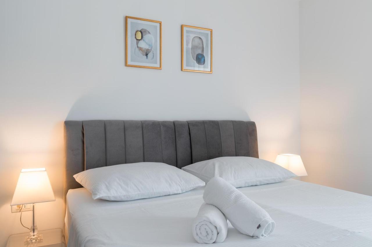 Golden Luxury Apartment Сплит Екстериор снимка
